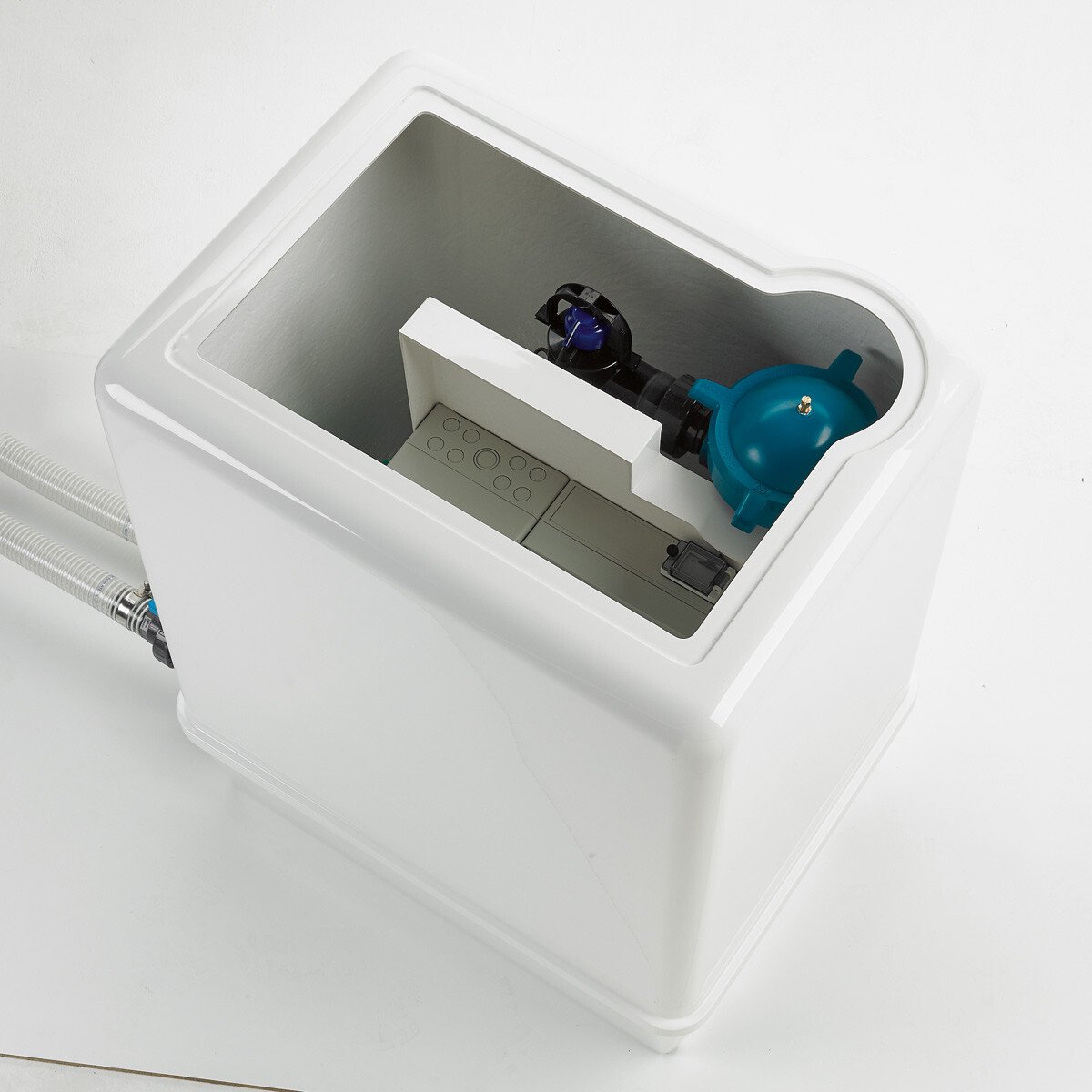floatworks-engine-box-shot-11-2-w1200